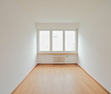 4.5 Zimmer-Wohnung an zentraler Lage - Photo 3