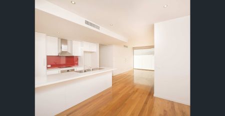2 bedroom in Moonee Ponds - Photo 4