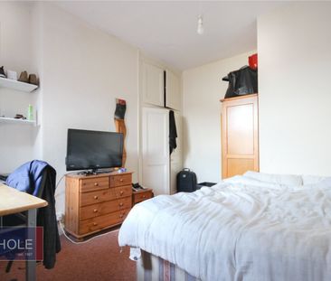 Cricklade Road, - Photo 5