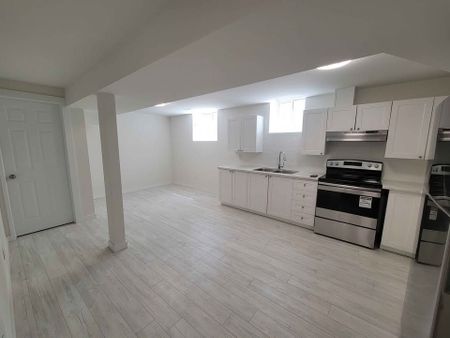 For Lease - 40 Nicholson Drive Unit# Lower, Barrie, Ontario - Photo 4