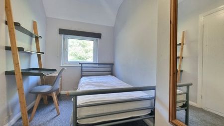 The Avenue, Brighton 1 bedroom house to rent - Photo 2