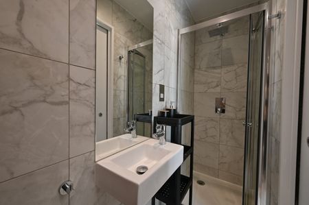 Studio Flat, Dennington Park Road, NW6 - Photo 5