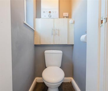 3 bedroom terraced house to rent - Photo 6