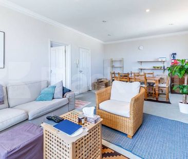 Amazing two double bedroom property set in a period conversion - Photo 3