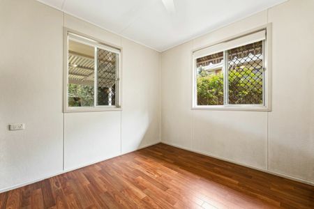 28 Dalgleish Street, South Toowoomba - Photo 2