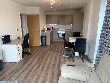 2 bedroom apartment to rent - Photo 2