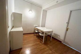 Avinguda de la Riera de Cassoles, Barcelona, Catalonia 08012