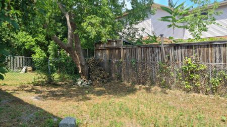 For Lease - 55 Littleleaf Drive Unit# RM A, Toronto, Ontario - Photo 3