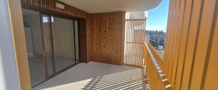 Location Appartement 2 pièces 44m² HENDAYE 64700 - Photo 3