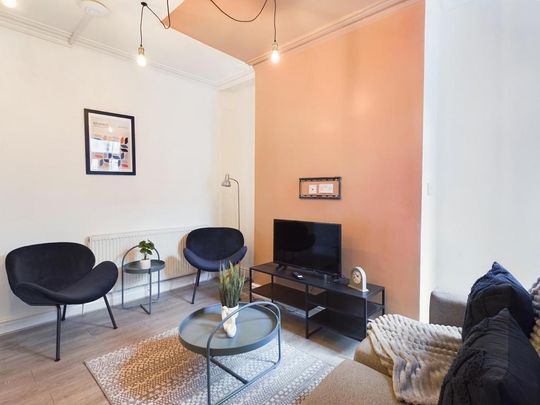 4 bedroom house to rent - Photo 1