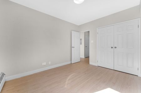 145 York St - Photo 3