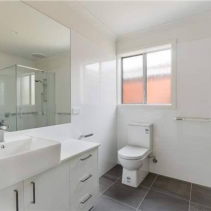 TWO BEDROOM | LOW MAINTENANCE | GREAT LOCATION - Photo 4