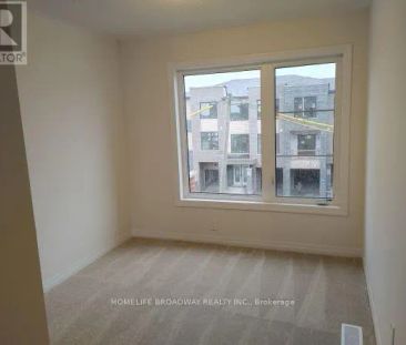 56 DELANO WAY - Photo 1