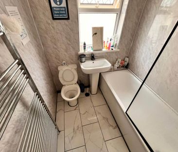 Price £575 pcm - Available Now - Furnished - Photo 6