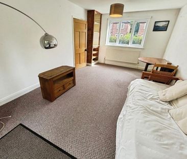3 bedroom terraced house to rent - Photo 3