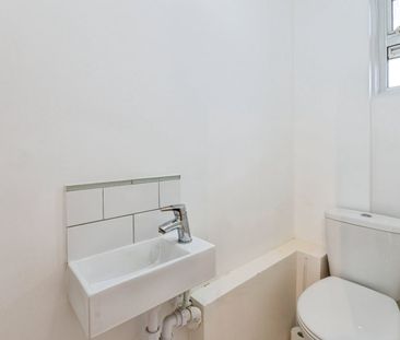 2 Bed Flat, Buckingham House, N4 - Photo 4