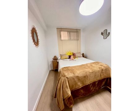 3 BEDROOM APARTMENT - BENIDORM - Photo 2