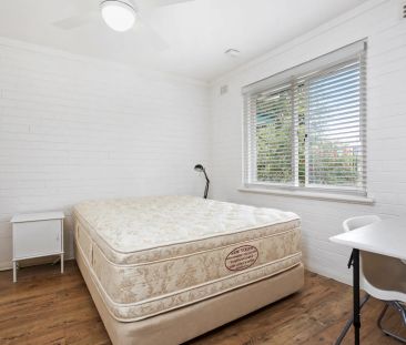 Furnished Apartment Close to UWA and the River! - Photo 4