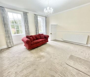 Hooe, Plymstock - Photo 1