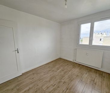 Location Appartement 4 pièces 77m² COMPIEGNE 60200 - Photo 2