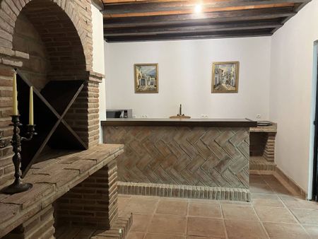 4 bedroom luxury Villa for rent in Manilva, Spain - Photo 3