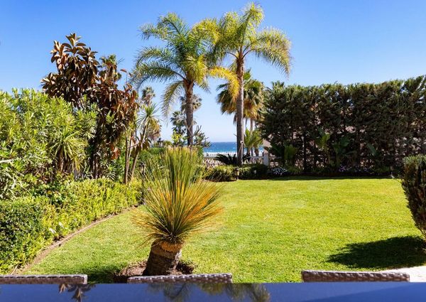 Luxury Villa for rent in Marbella Del Este, Andalusia