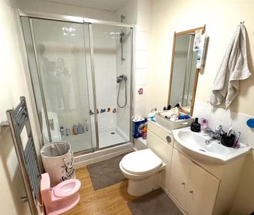 1 bedroom apartment to rent - Photo 4