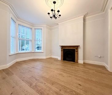 4 bedroom terraced house to rent - Photo 2