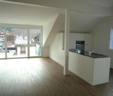 Topmoderne 3.5-Zimmer-Dachwohnung in Niederscherli - Photo 6