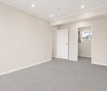 Three bedroom Townhouse - Photo 1