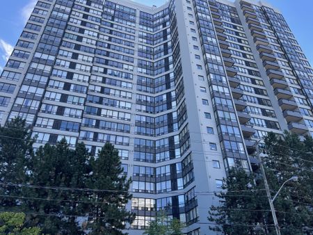 For Lease - 7 Bishop Avenue Unit# 1712, Toronto, Ontario - Photo 2