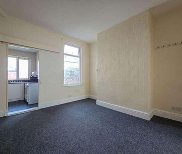 Lodore Road, Blackpool, FY4 - Photo 1