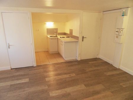 Location Appartement 2 pièces 32m² - Photo 4