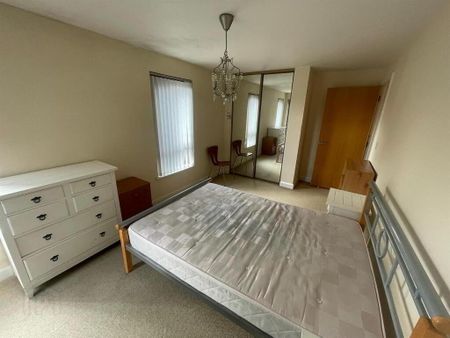 Apt 12, 112 Templemore Avenue, Belfast, BT5 4FX - Photo 2