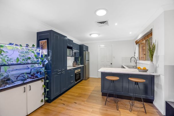 STUNNING FAMILY HOME IN A QUIET CUL DE SAC - Photo 1