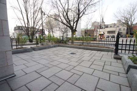 Condo au cœur du Centre-Ville: 1 chambre, COMPLÈTEMENT MEUBLÉ - Photo 5