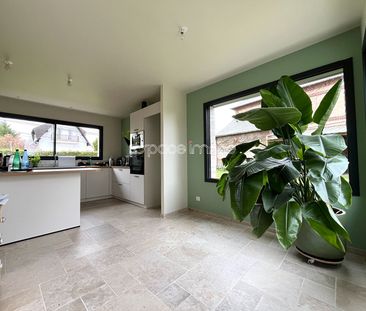 Location Maison 6 pièces 146m² MALAUNAY 76770 - Photo 1
