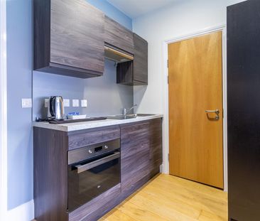 The Bruce Building, Newcastle upon Tyne - Photo 5