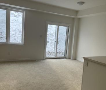 For Lease - 16 Vickers Road, Hamilton, Ontario - Photo 1