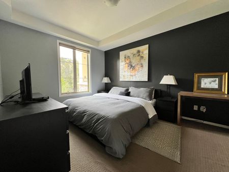 Attention STUDENTS Fully Furnished 2 Bed Condo with Pool and Gym - Photo 2