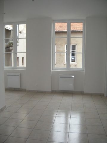 APPARTEMENT T3 A LOUER LYON 4EME ARRONDISSEMENT Grande Rue-Bertone - Photo 4