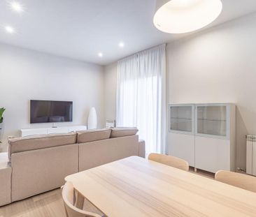 Flat - Granada (Constitucion) - Photo 1