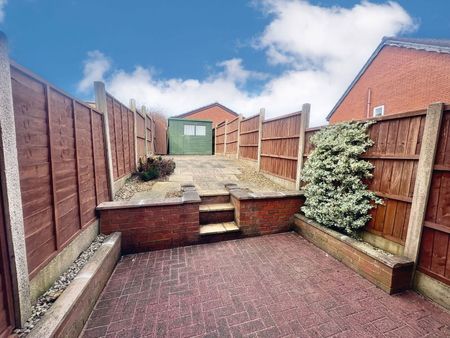 Acacia Close, Dudley, DY1 3BP - Photo 3