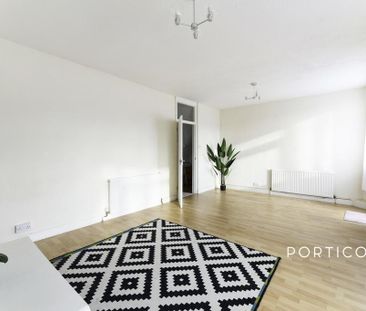 3 bedroom flat to rent - Photo 3