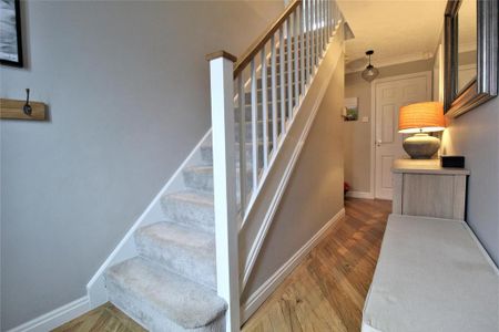 4 bedroom detached house to rent - Photo 5