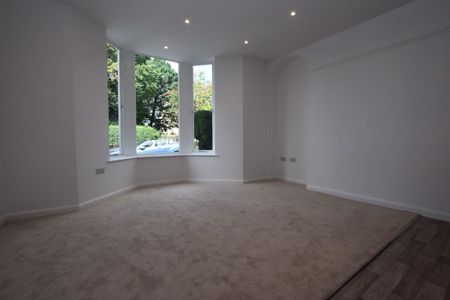 Albert Road, Colne - Photo 3