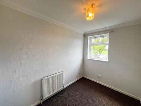 3 bedroom terraced house to rent - Photo 2