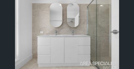 MASSIVE, BRAND NEW 3 BEDROOM TOWNHOME WITH DOUBLE GARAGE! - Photo 5