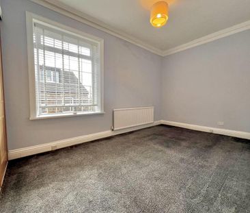 3 bedroom end of terrace house to rent - Photo 6