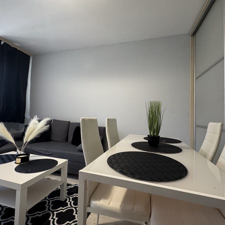 sprawdź>>> 2 oddzielne pokoje ulica Odkryta 35 43.2 m² - Photo 1